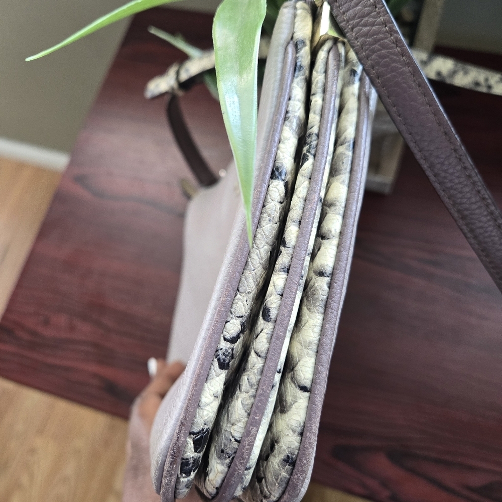Kate Spade ♠️ Crossbody Bag - Picture 3 of 12